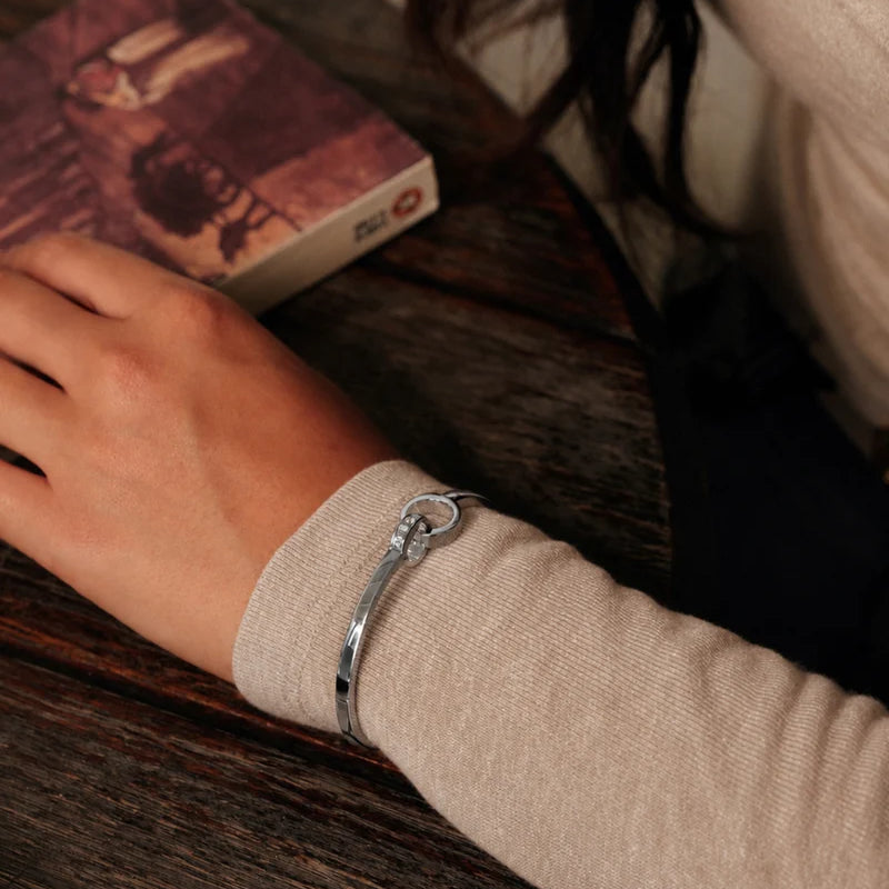 1207_533bbb830d-edblad-nova-orbit-bangle-silver-cu-131494-full.webp
