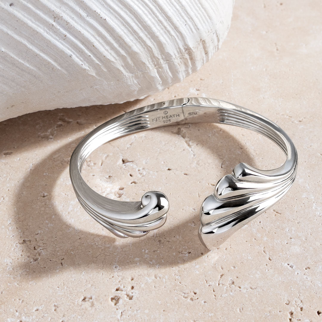 Kit Heath | Oceane Shell Echo Grande Hinged Bangle