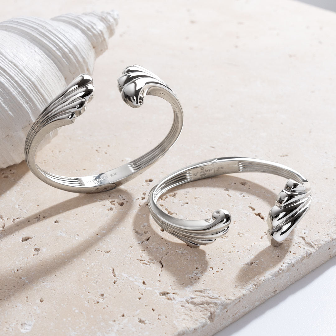 Kit Heath | Oceane Shell Echo Grande Hinged Bangle