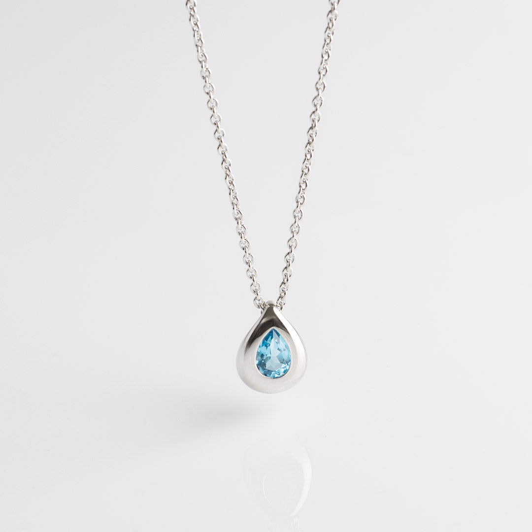 Kit Heath | Coast Pebble Swiss Blue Topaz Necklace