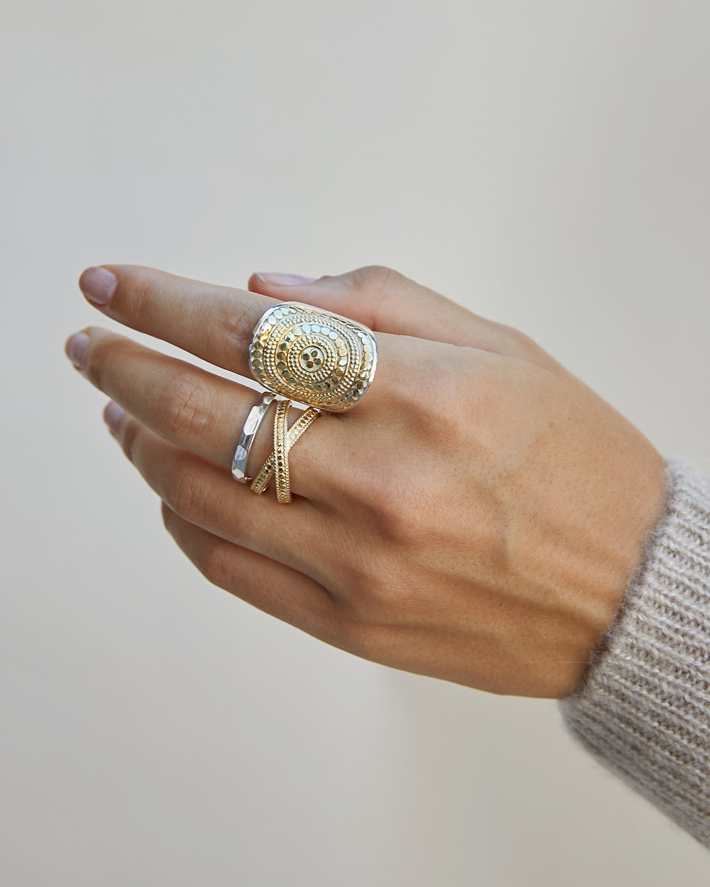 Anna Beck | Cross over ring Gold