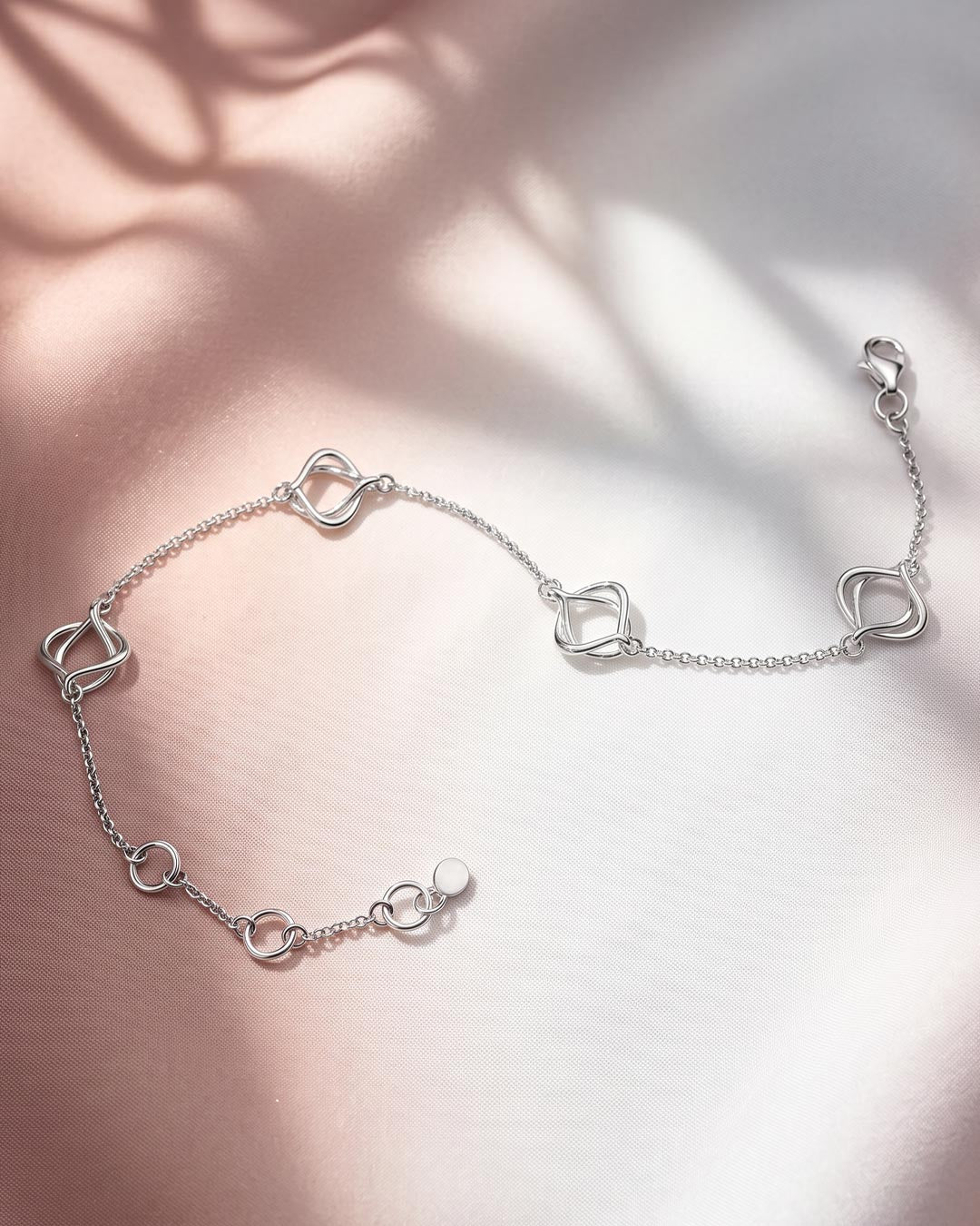 Kit Heath | Alicia 7.5" Fine Station Bracelet