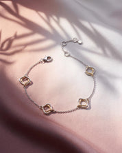 Kit Heath | Alicia Golden 7.5" Fine Station Bracelet