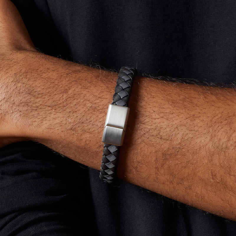 Fred Bennett | Checkboard Grey & Black Leather Bracelet
