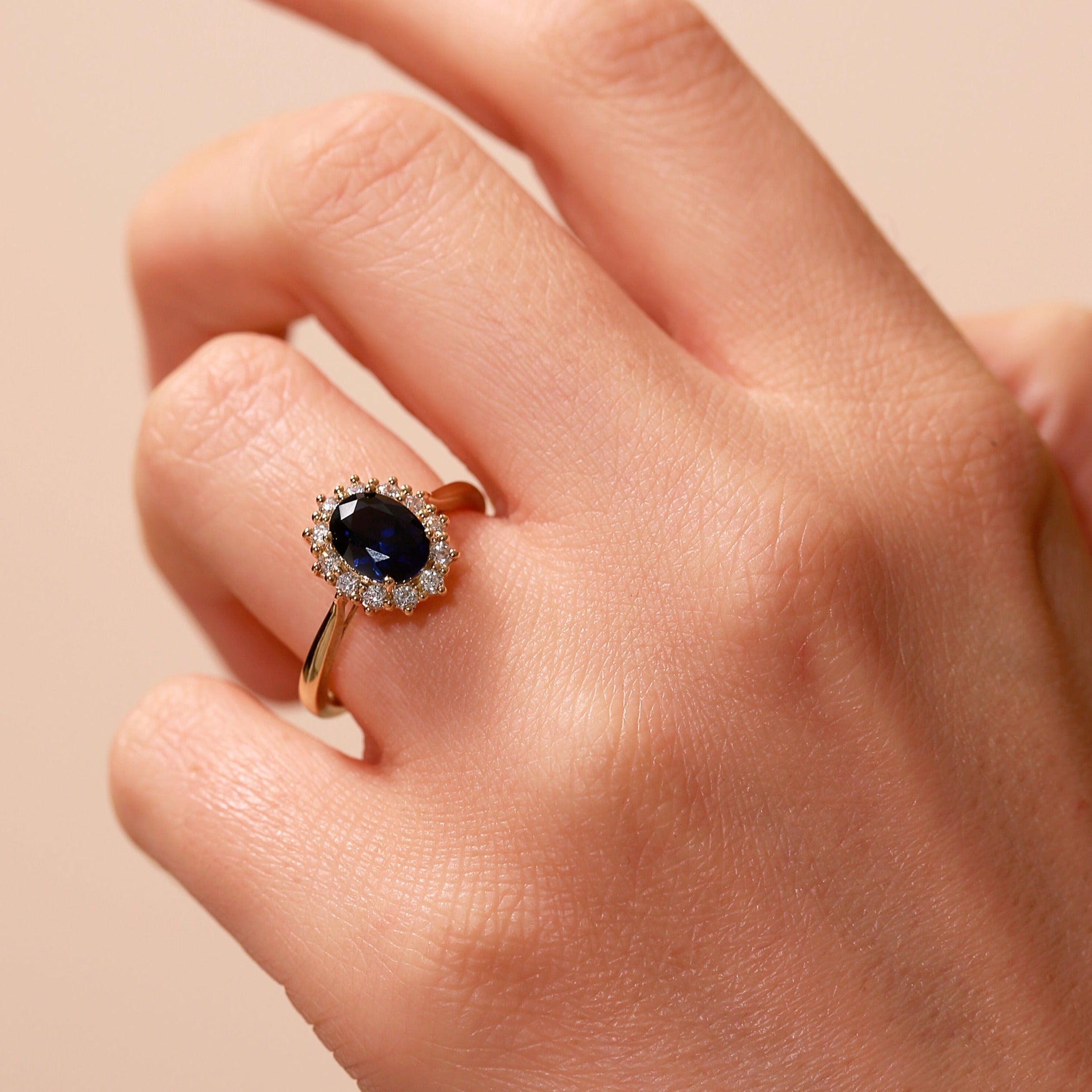 Creative Brilliance | Cate 9ct Yellow Gold 0.25ct tw Lab Grown Diamond and Created Sapphire Ring