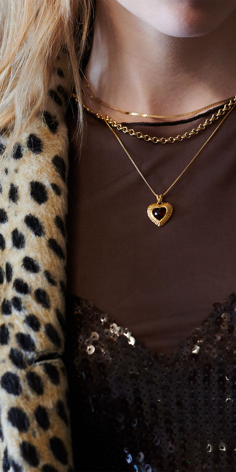 Rachel Jackson | Electric Love Garnet Heart Necklace