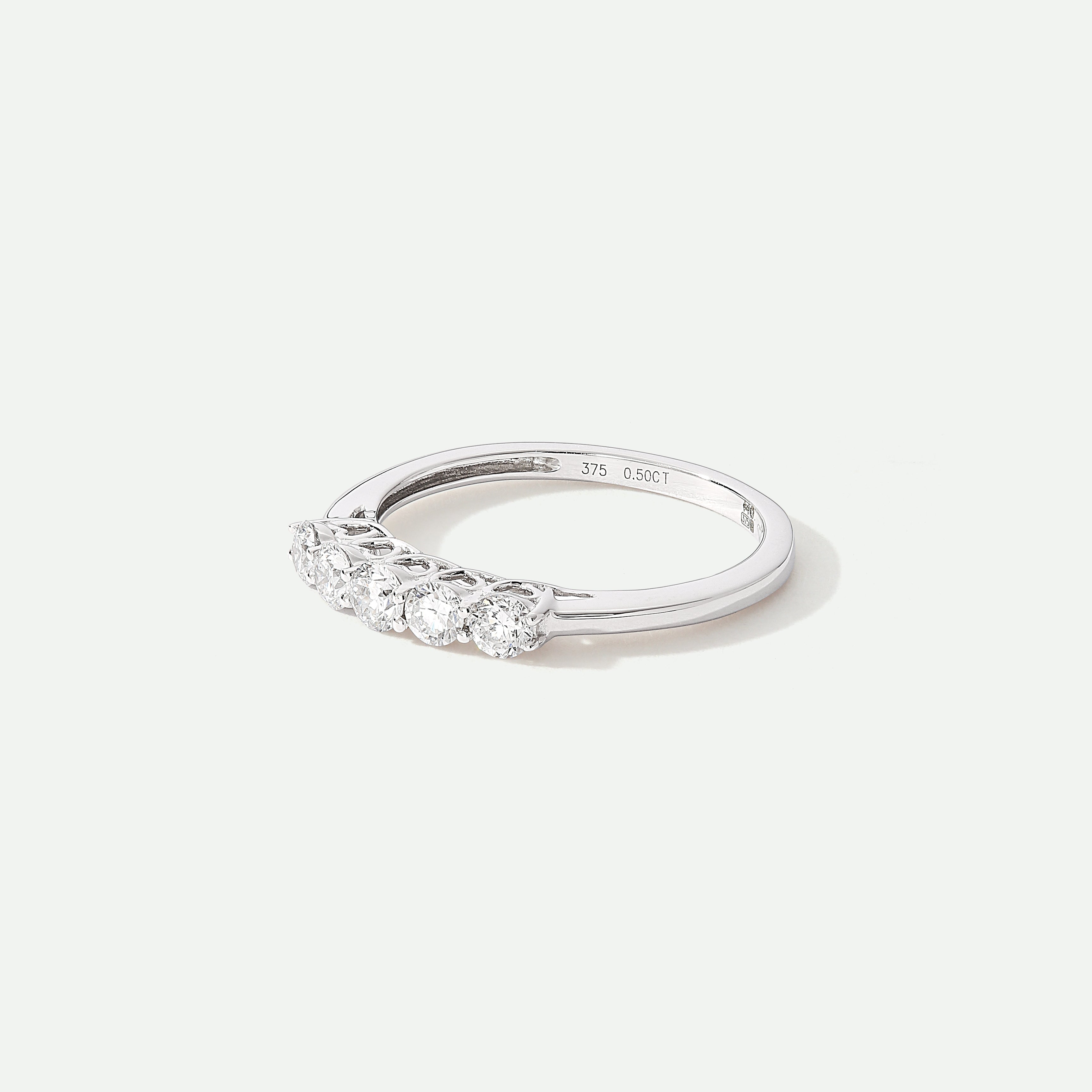 Creative Brilliance | Elsie 9ct White Gold 0.50ct tw Lab Grown Diamond Ring
