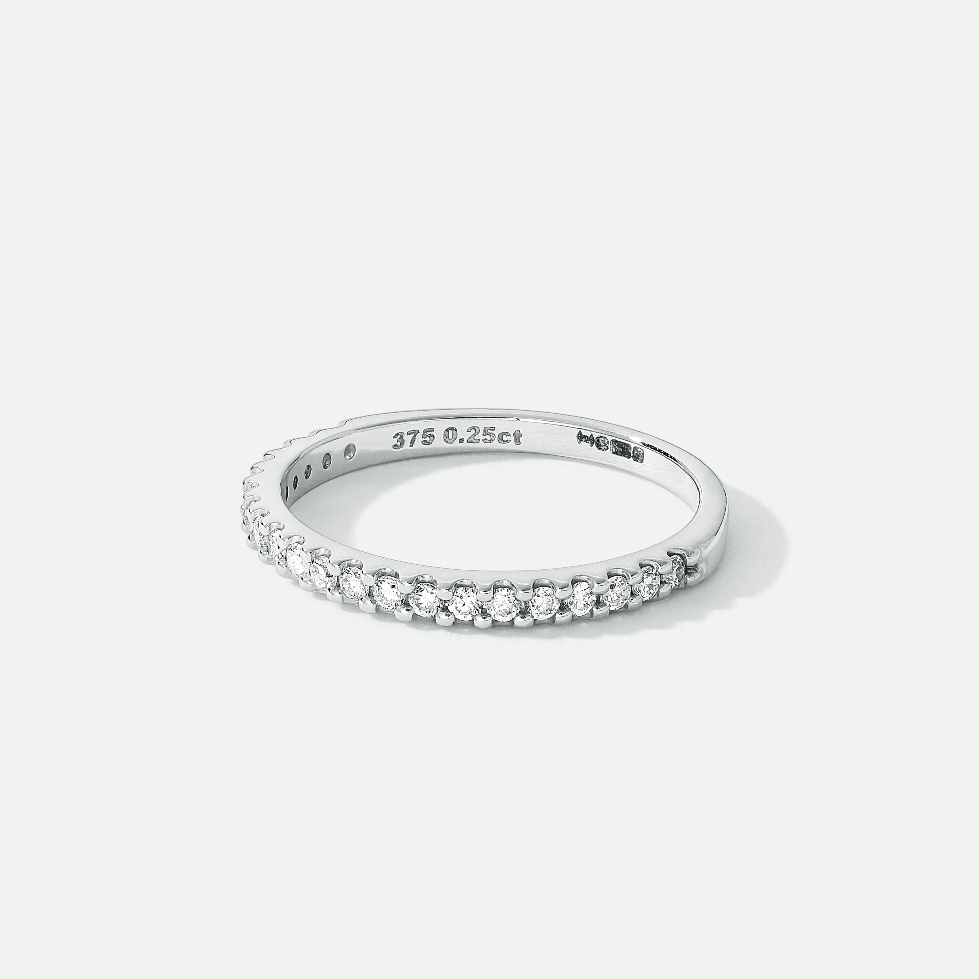 Creative Brilliance | Odette 9ct White Gold 0.25ct tw Lab Grown Diamond Ring