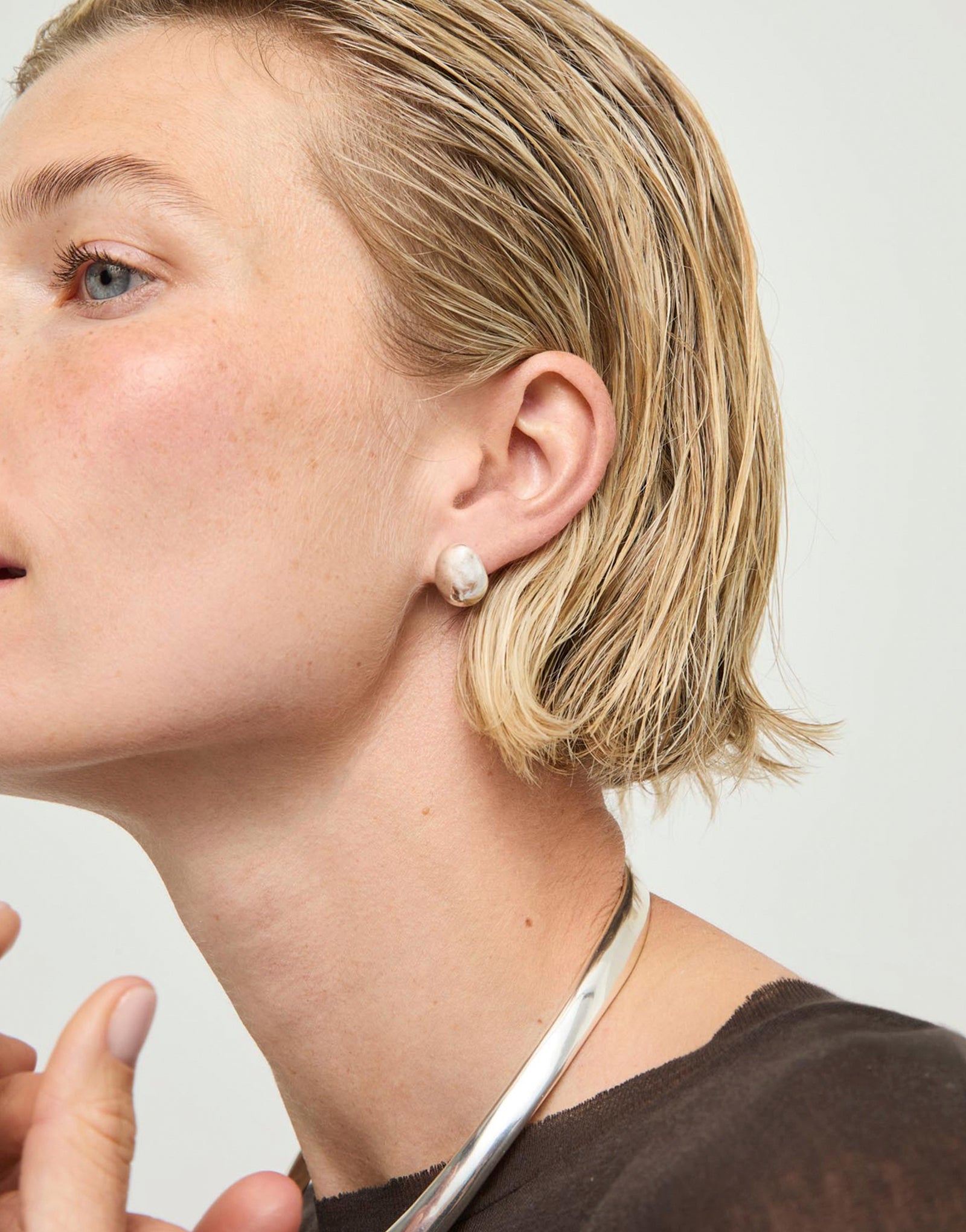 UNO de 50 | Nexis Chunky Stud Earrings