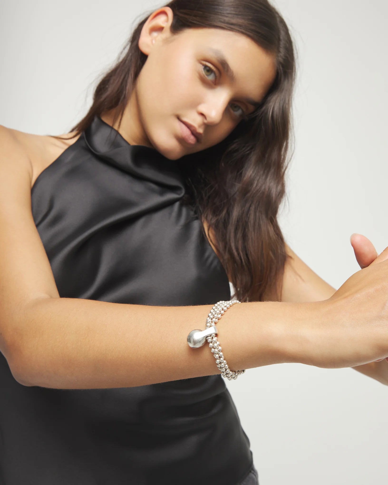 UNO de 50 | Silver Thread Bracelet with Sphere