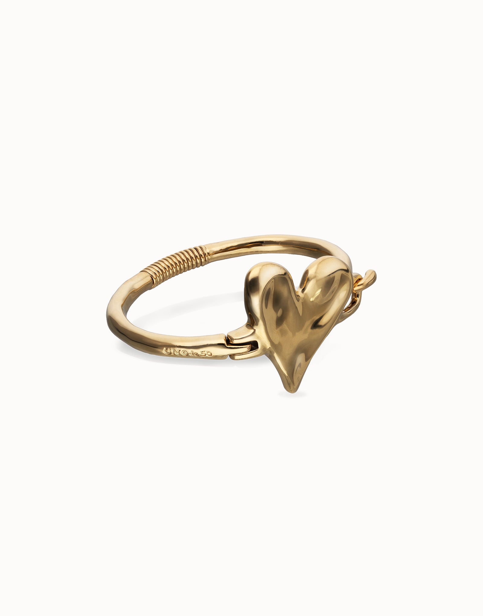 UNO de 50 | Feature Heart Gold Plate Bangle
