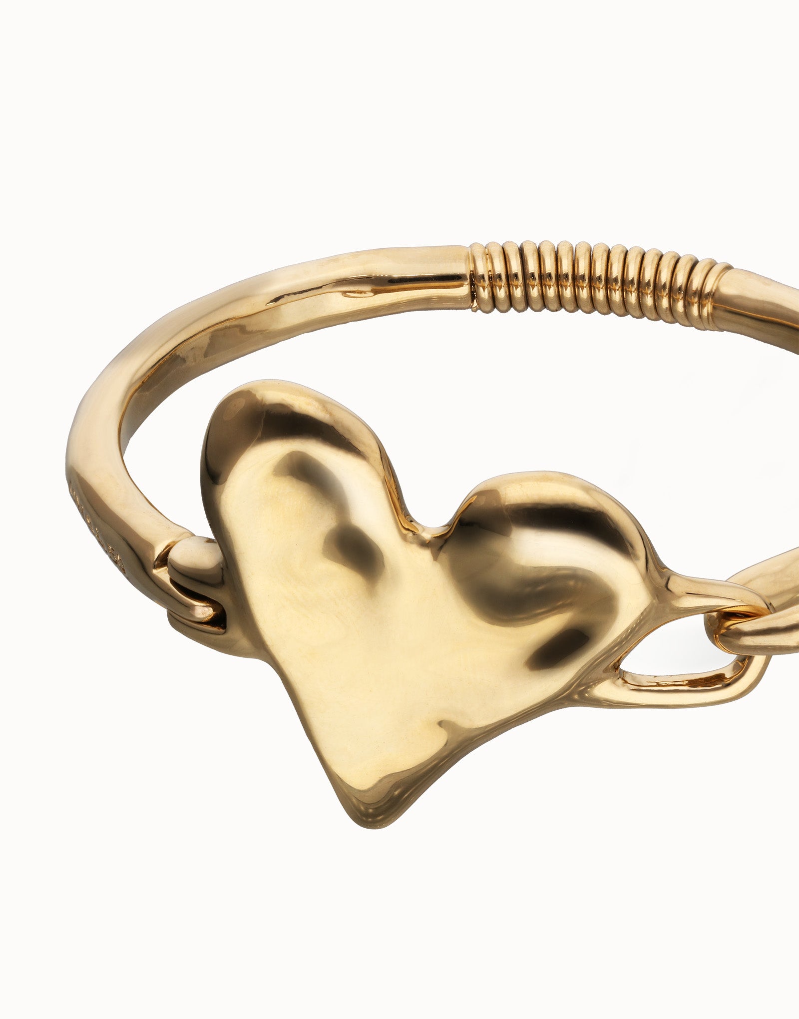 UNO de 50 | Feature Heart Gold Plate Bangle