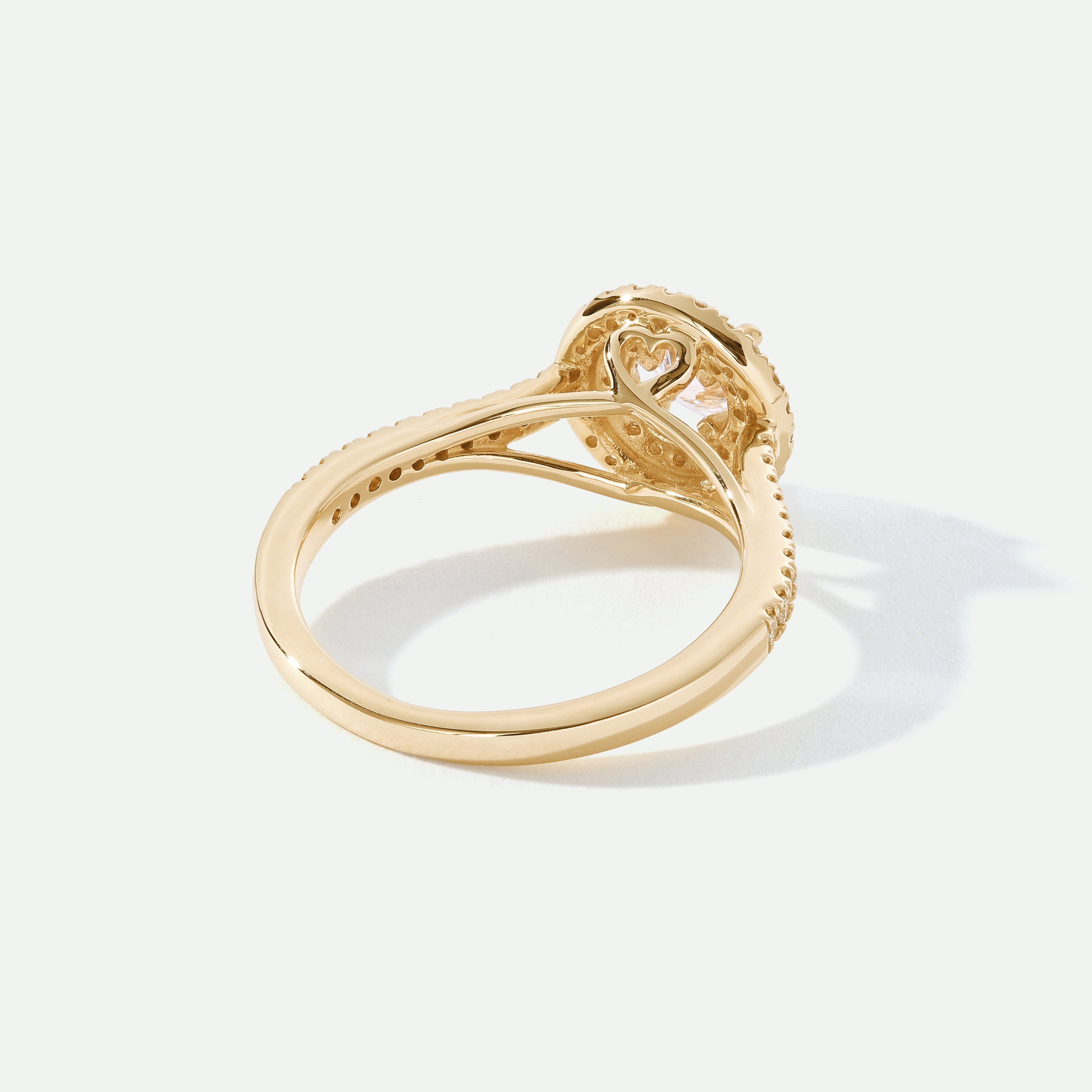 Creative Brilliance | Sienna | 9ct Yellow Gold 0.70ct tw Lab Grown Diamond Ring