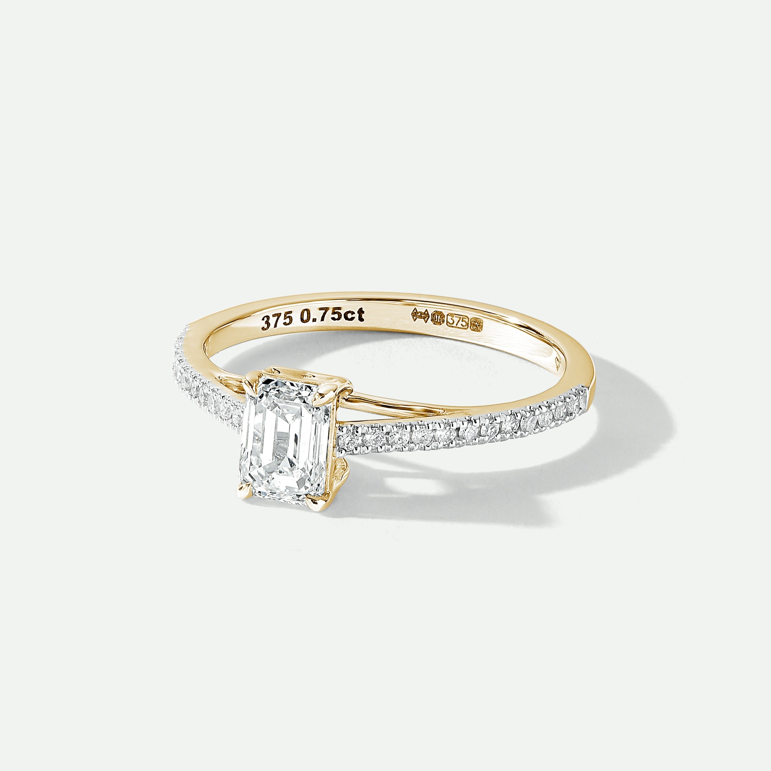 Creative Brilliance | Sophia 9ct Yellow Gold 0.75ct tw Lab Grown Diamond Ring