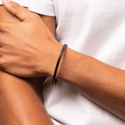 Fred Bennett | Black Leather Skinny Bracelet