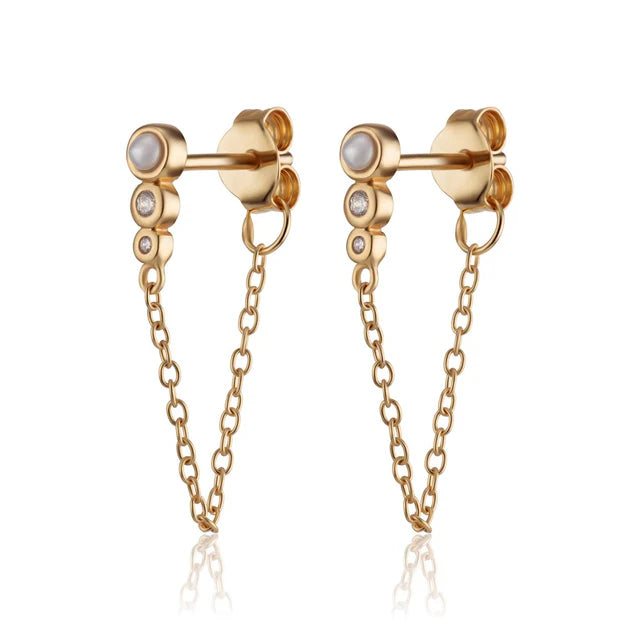 chainged-pearl-stud-earrings.webp