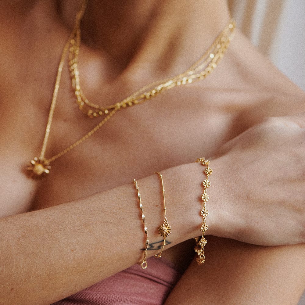 Daisy London |  Sixteen Bellis Daisy Chain Bracelet - Gold Plate