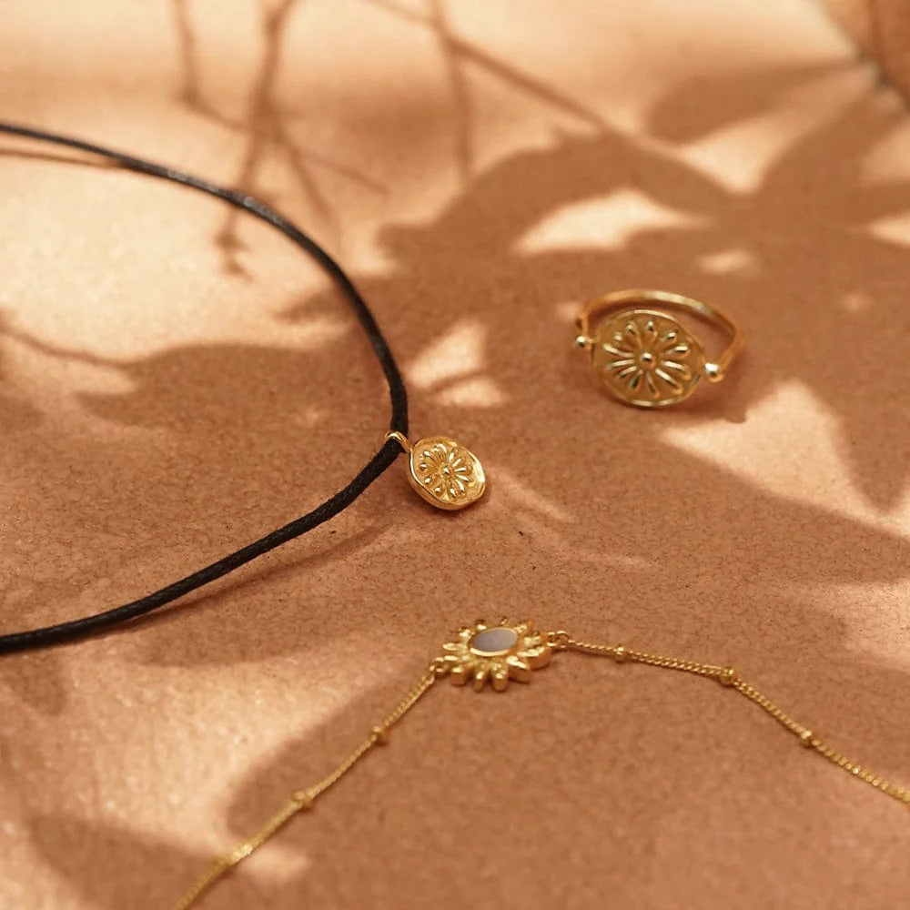 Daisy London | Daisy Cord Flower Necklace