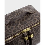 Katie Loxton | Soho medium Make Up / Wash Bag - Leopard