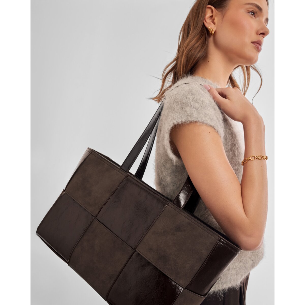Katie Loxton | Taya Woven Tote Bag - Bitter Chocolate Patent