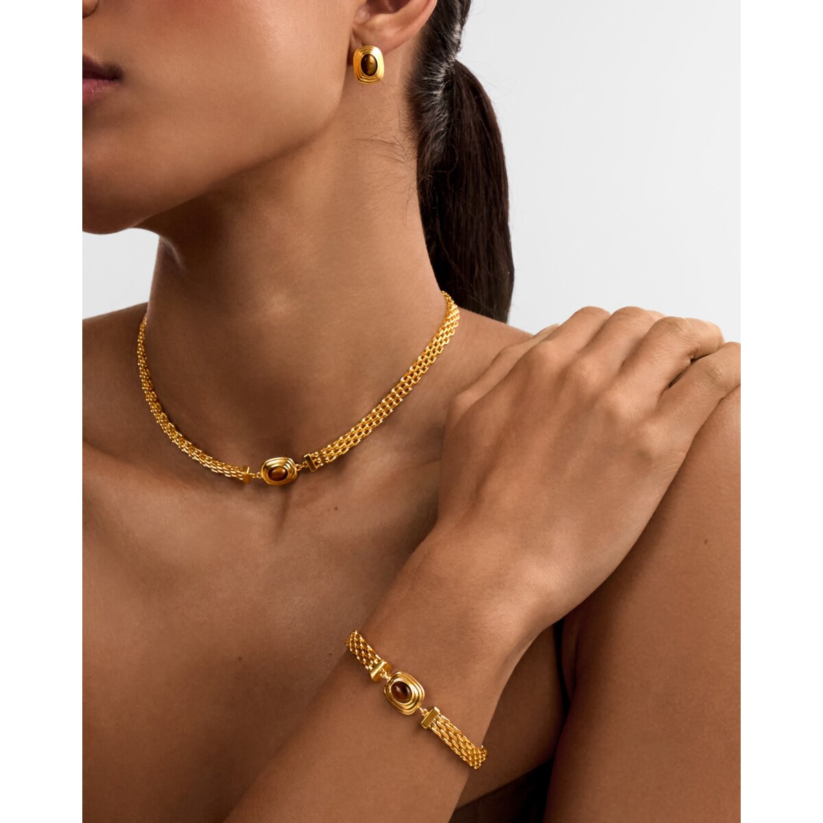 Katie Loxton | Tiger's Eye Gold Button Bracelet