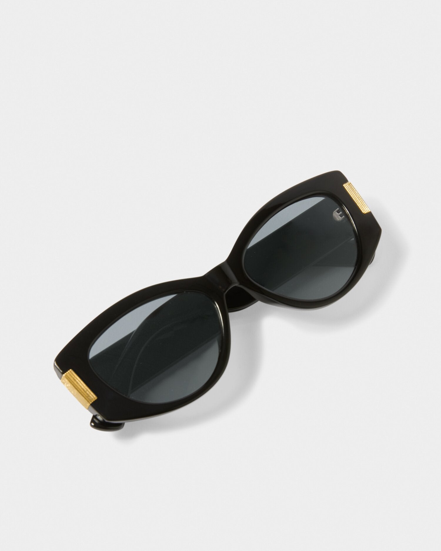 Katie Loxton | Remini Sunglasses - Black