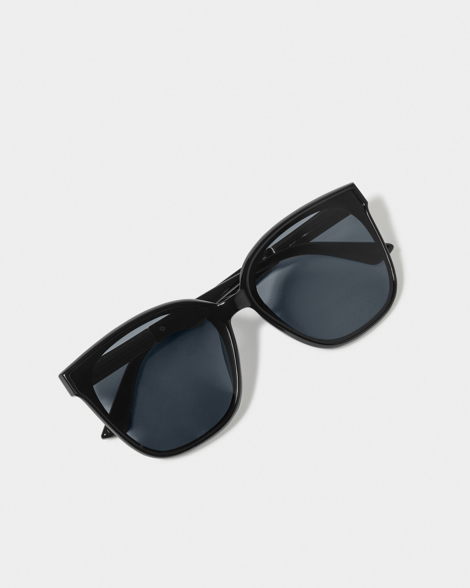 Katie Loxton | Savannah Sunglasses - Black