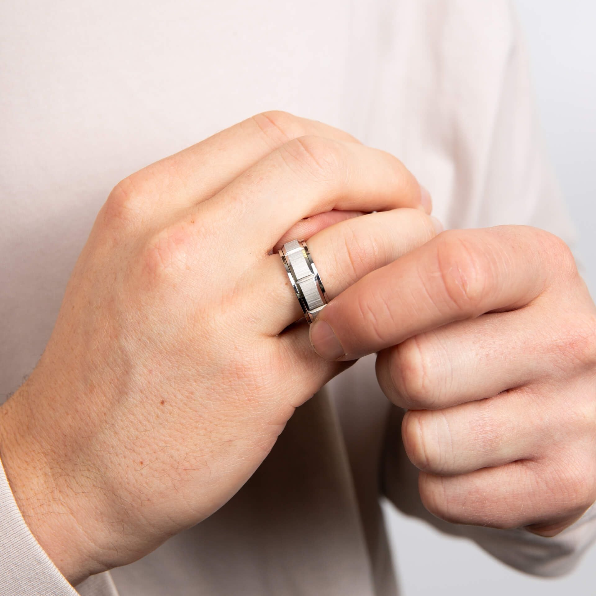 Fred Bennett | Stainless Steel Baguette Spinner Ring