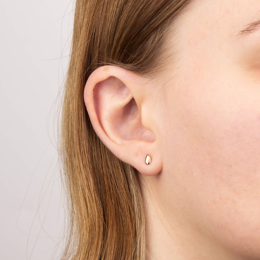 Penmans |  9ct Yellow Gold Teardrop Stud Earrings